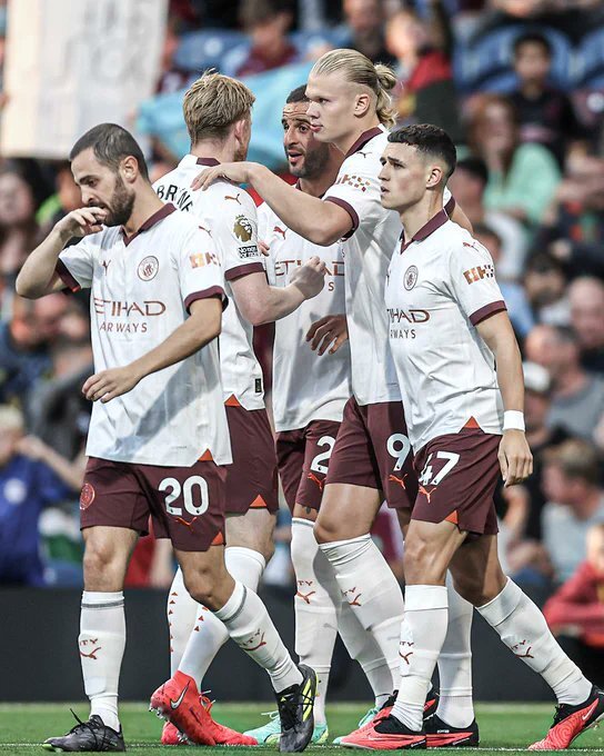  里昂女足四连冠创历史新纪录  