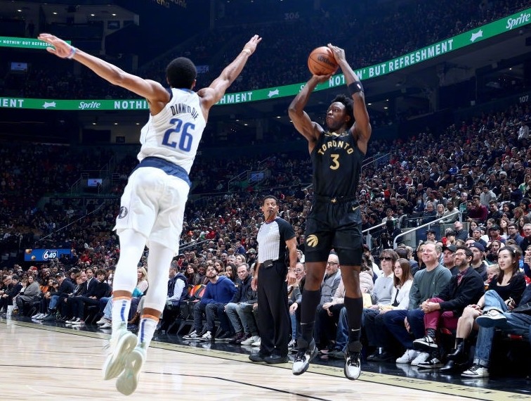  班凯罗高效表现魔术击败猛龙结束三连败尴尬